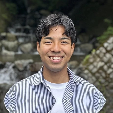 採寸スタッフ Kaji